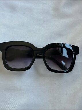 DIFF Black Oversized Square Women’s Sunglasses